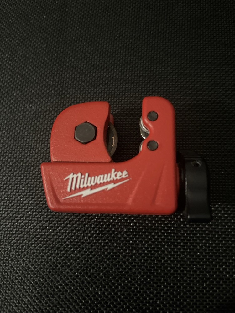 Milwaukee 48-22-4251 1&Prime; Mini Copper Tubing Cutter