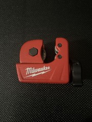 Milwaukee 48-22-4251 1&Prime; Mini Copper Tubing Cutter