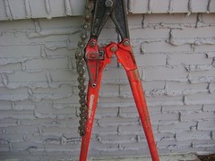 Wheeler Mfg Cast Iron Pipe Chain Snap Cutter Model 590. 27&Prime; Chain.