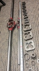 Reed MFG CO Stock and Die Set 55&Prime; 38&Prime; 1 1/2&Prime; 3/4&Prime; 5/8&Prime;
