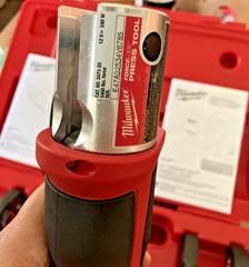 MILWAUKEE M12 FORCE LOGIC PRESS TOOL KIT WITH 4 JAWS #2473-22 *SLIGHTLY USED*