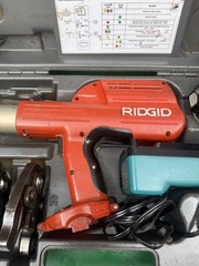 RIDGID 100-B Press Tool Kit 1/2&Prime; &ndash; 3/4&Prime; &ndash; 1&Prime; Jaws Battery & Charger. Works Fine