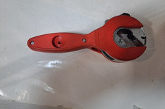 Pittsburgh Ratcheting PVC Pipe Cutter &ndash; 1-5/8&Prime; Capacity