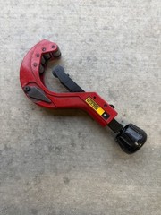 Empire Pipe Tube Cutter Model 2831 .25&Prime;- 2.5&rdquo; 6-64mm Capacity Red