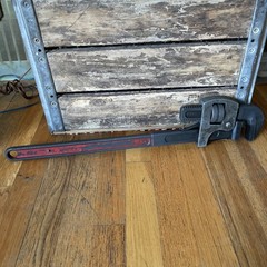 Vintage Proto 824 24&rdquo; Pipe Wrench Heavy Duty Made in USA NICE!!! Reconditioned