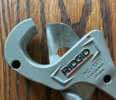 Ridgid PC-1375 (35mm) Plastic Tubing/Pipe Cutter Pre-Owned
