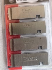 RIDGID 47745 1/2&Prime; To 3/4&Prime; NPT Alloy Steel UNV Right Hand Universal Pipe Dies New