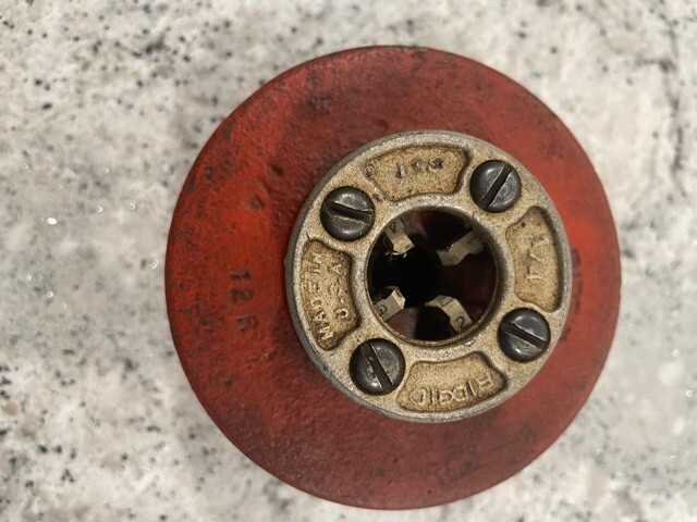 Ridgid 37380 12R &ndash; 1/4&Prime; Pipe Die Head Complete USED
