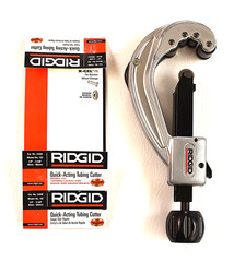 Ridgid 31642 Model 152 Quick-Acting Tubing Cutter (1/4&Prime; &ndash; 2-5/8&Prime;)