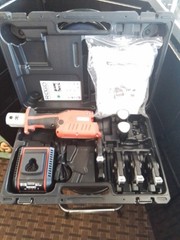 RIDGID RP 241 PRO PRESS TOOL KIT W/ BATTERIES, CHARGER, 1/2&rdquo;,3/4&rdquo;,1&rdquo; JAW & CASE