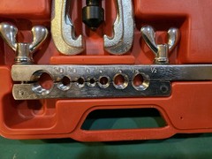 Double Flaring Tool Kit for Steel, Aluminum, and Copper 9Pc 45&deg;