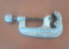 Ridgid 133 Pipe Cutter &frac12; to 3 ⅝ OD, Made in USA
