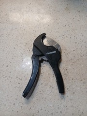 Husky Ratcheting Cutter ABS/PVC Black Aluminum Handle 2&Prime; 1003002896