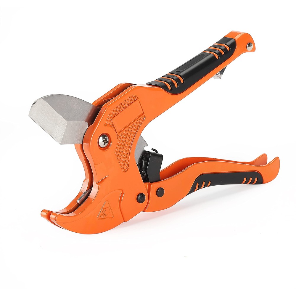 Bates- PVC Pipe Cutter, Cuts up to 1-1/4&Prime;, Ratcheting Cutter Orange