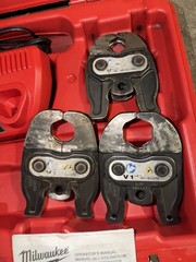 Milwaukee FORCE LOGIC Press Tool 2473-20 w 4 Jaws W Case and Accessories