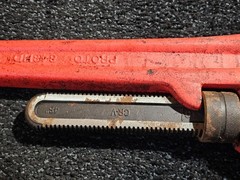 Proto 848HD Heavy-Duty Pipe Wrench, 6 in Opening, 48 in OAL Floating Hook Jaw