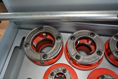 RIDGID 12R MANUAL RATCHET PIPE THREADER SET 1/8&Prime; TO 2&Prime; OEM NEW