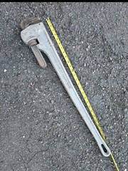 36&Prime; Aluminum Pipe Wrench, Ivy Classic 19032