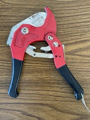Orbit Heavy Duty PVC Pipe Cutter with Rubber Handle 1/2&Prime; &ndash; 1&Prime;