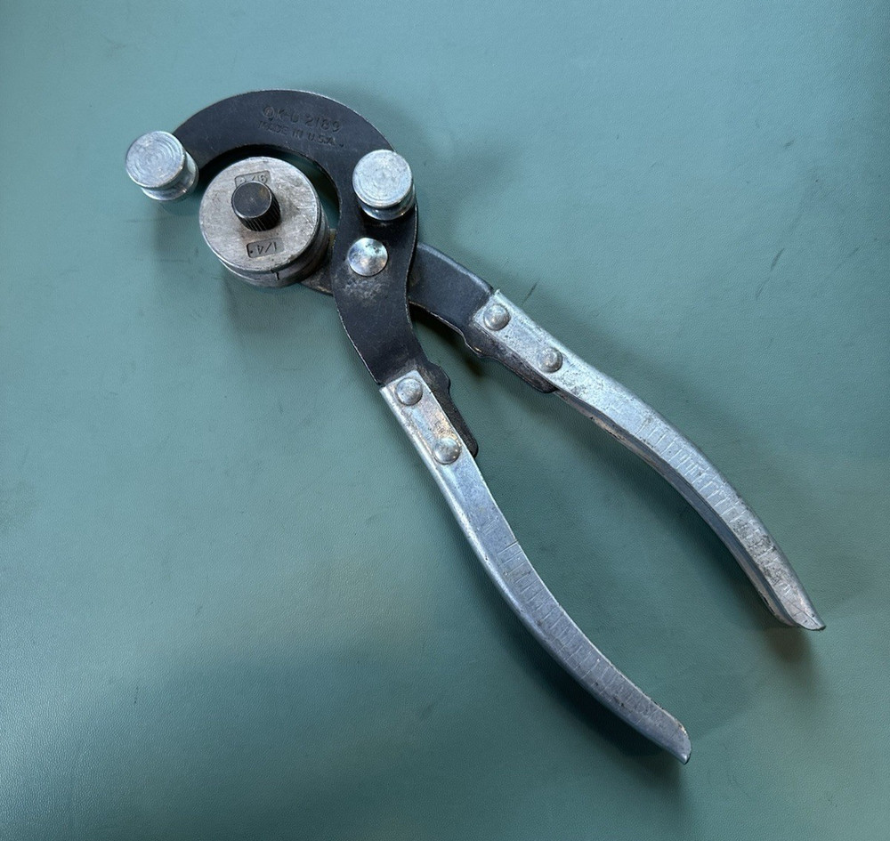 Vintage K-D Tools #2189 Brake Pipe-Line Bender Tubing Pliers 3/16&Prime; to 1/4&Prime; (USA)