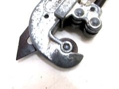 GENERAL TOOLS 1/8&rdquo; to 1-1/8&rdquo; PIPE TUBING CUTTER, No. 120