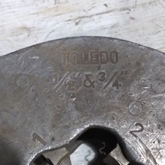 Toledo 1/2&Prime; & 3/4&Prime; Pipe Threading Die Head Tool