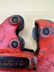RIDGID 1 Heavy Duty No. 1-2 Pipe Cutter 1/8 in To 1 1/4&rdquo; USA