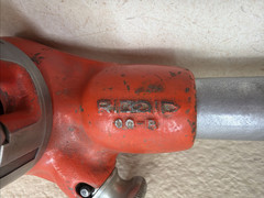 Ridgid 00-R Ratcheting Pipe Threader With 1/2&Prime; Die Head