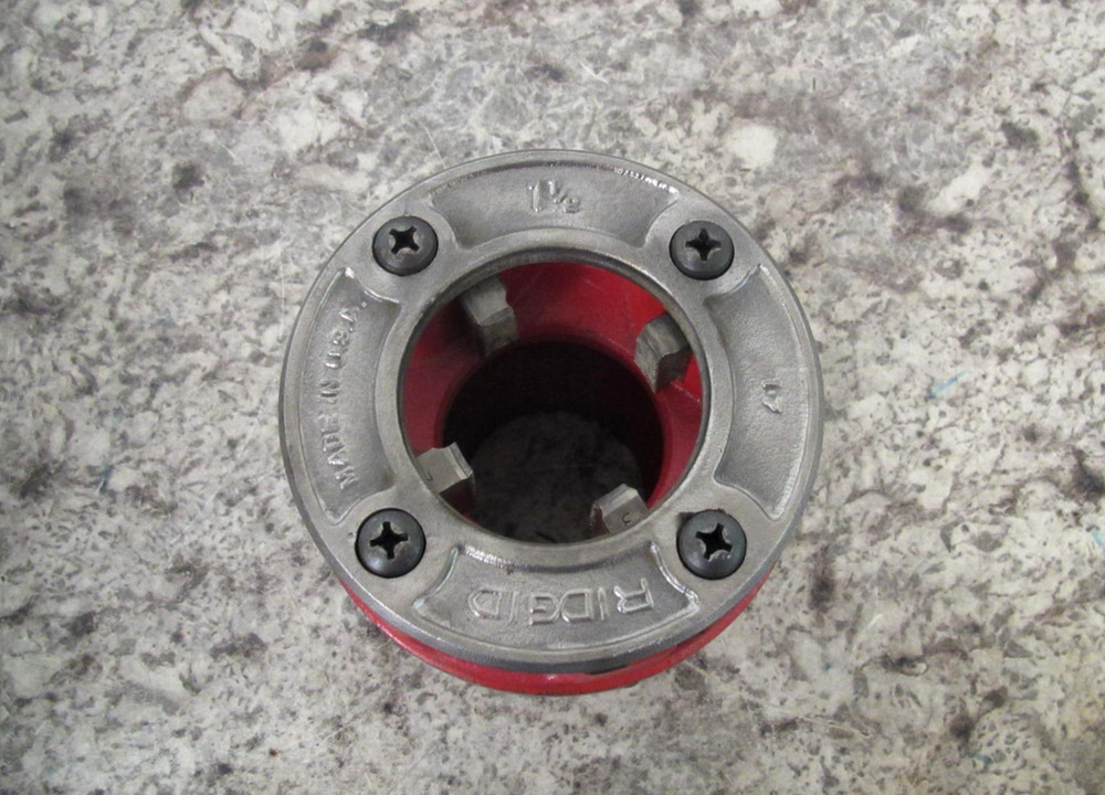 Ridgid 12-R 1-1/2&Prime; NPT 37410 Ratchet Pipe Threader Die Head Used Free Shipping