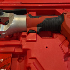 Milwaukee M18 6877-20 Press Tool w/ Red Hard Case for Copper/PEX, MPN M18