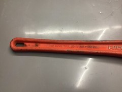 Ridgid Tools 18&rdquo; Heavy Duty 90&deg; Offset Pipe Wrench NOTE Hook Jaw Has Chipped End