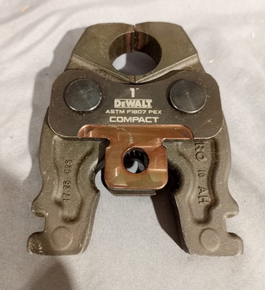 Dewalt ASTM F1807 PEX Compact 1&Prime;