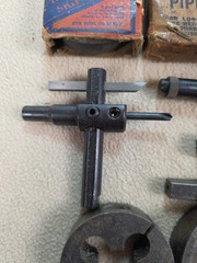 Nye Wayne Pipe Die & Misc. Machinest Tools