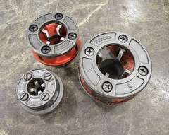 RIDGID 1/8&Prime; , 3/4&Prime; , & 1&Prime; Die Head with dies 11R 400-R GOOD USED CONDITION!